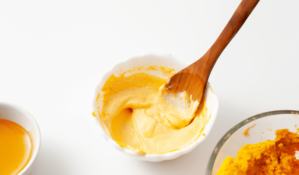 turmeric honey mask